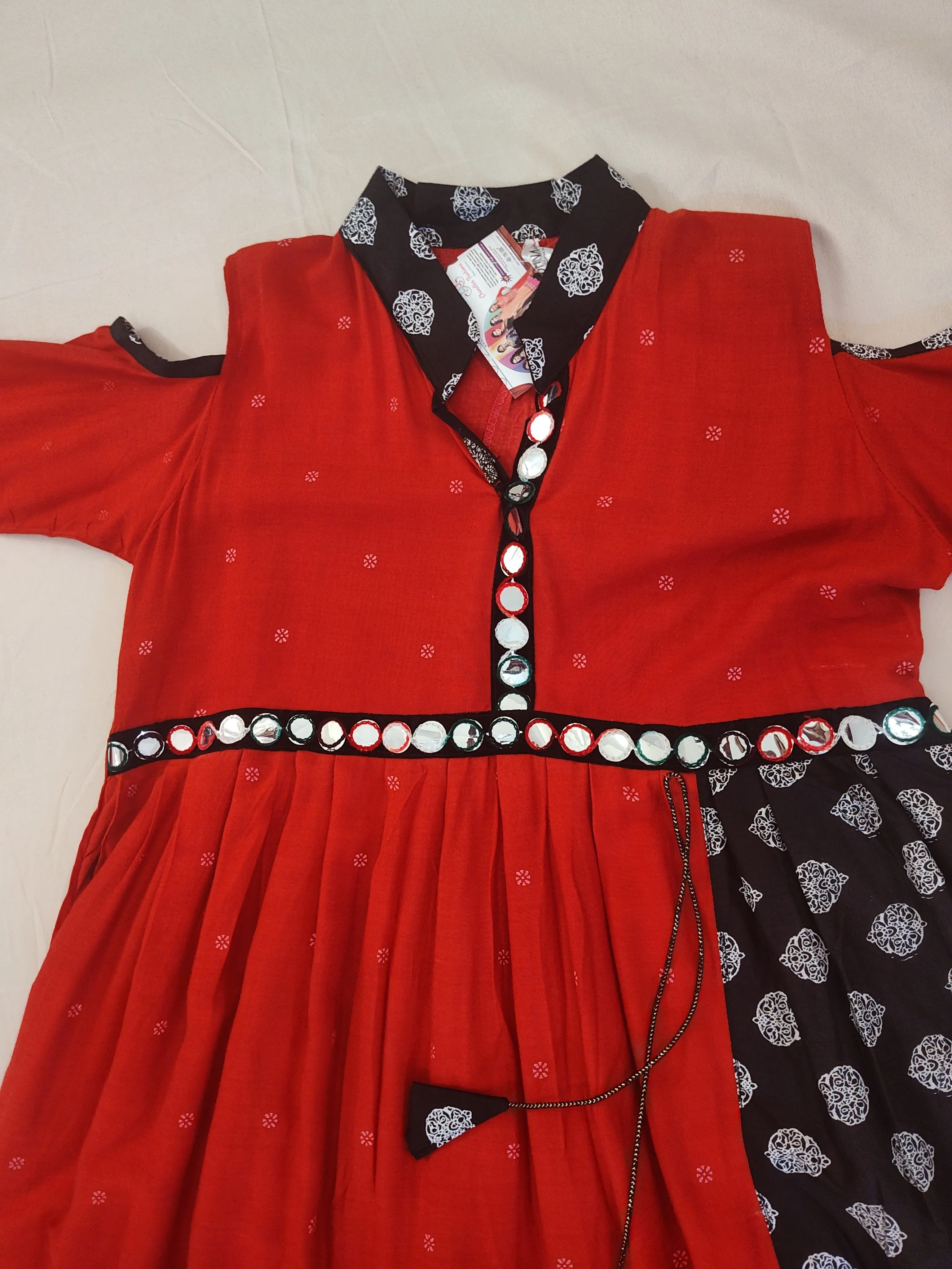 Appealing Bright Red And Black Kurti With Cold Sleeves And Chinese Color