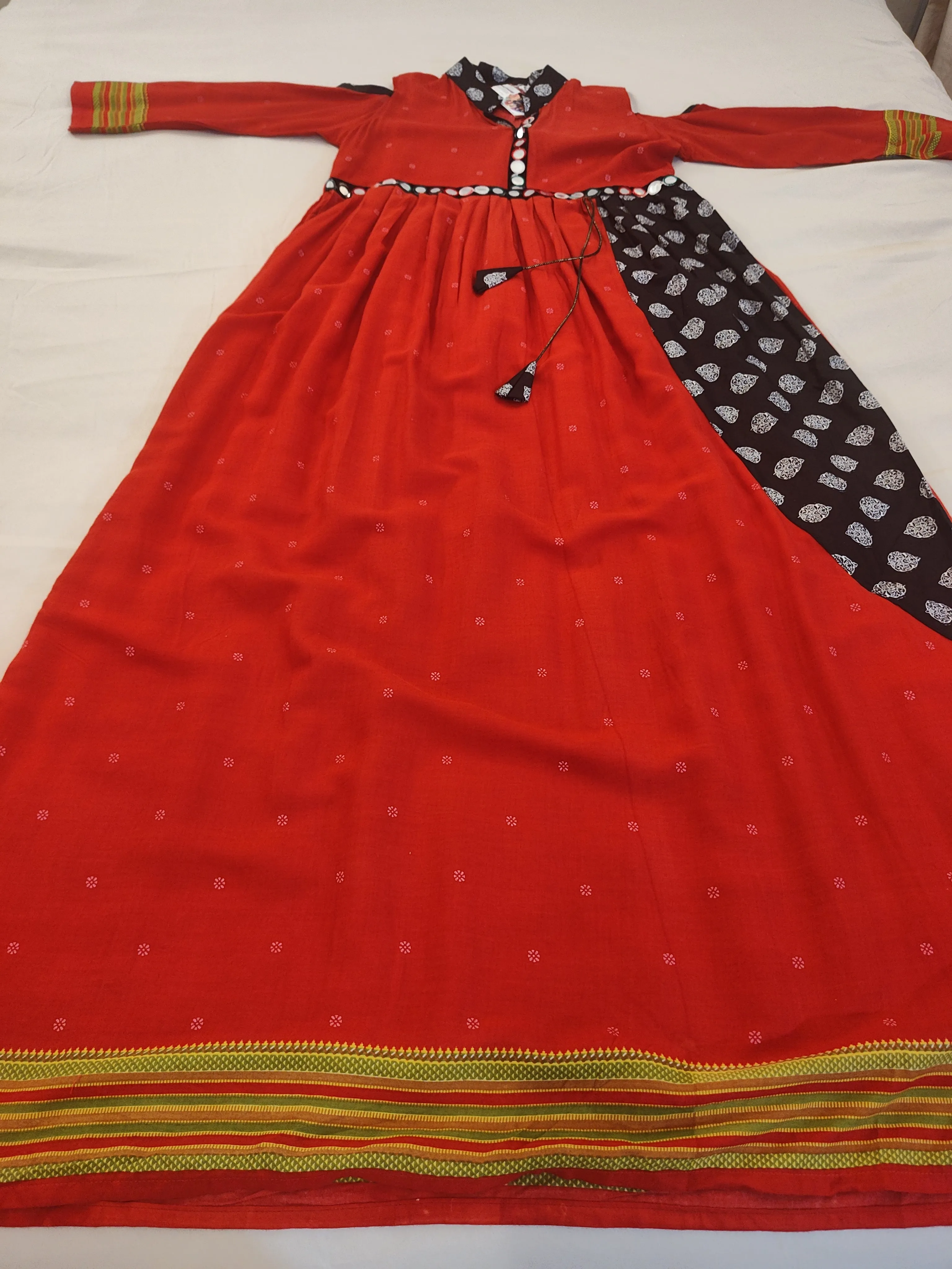 Appealing Bright Red And Black Kurti With Cold Sleeves And Chinese Color