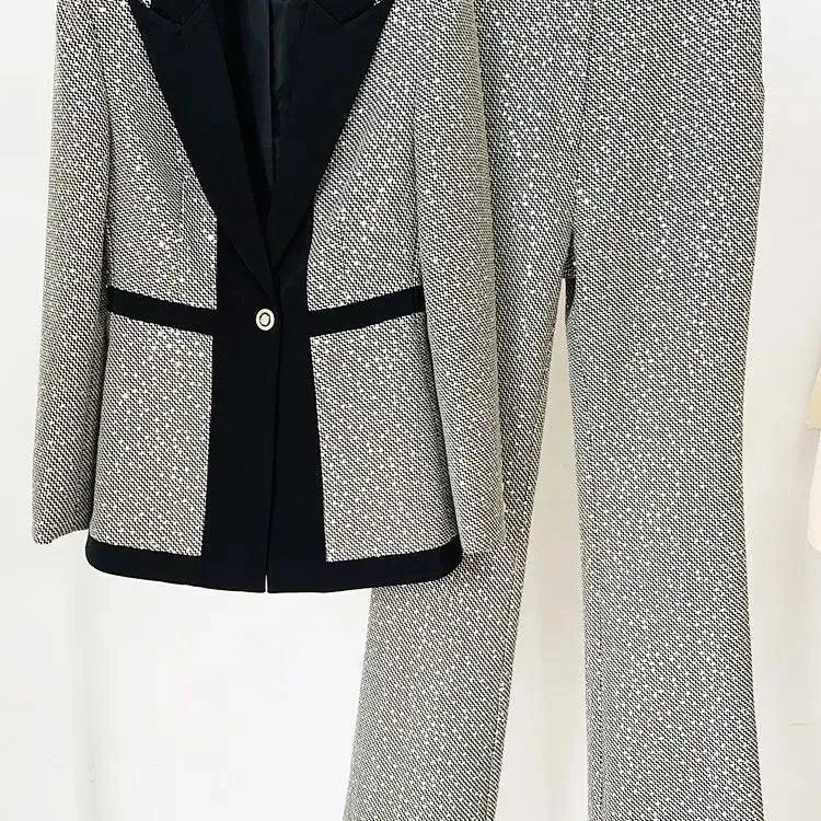 Sleek Women Pant Suit, Sequin