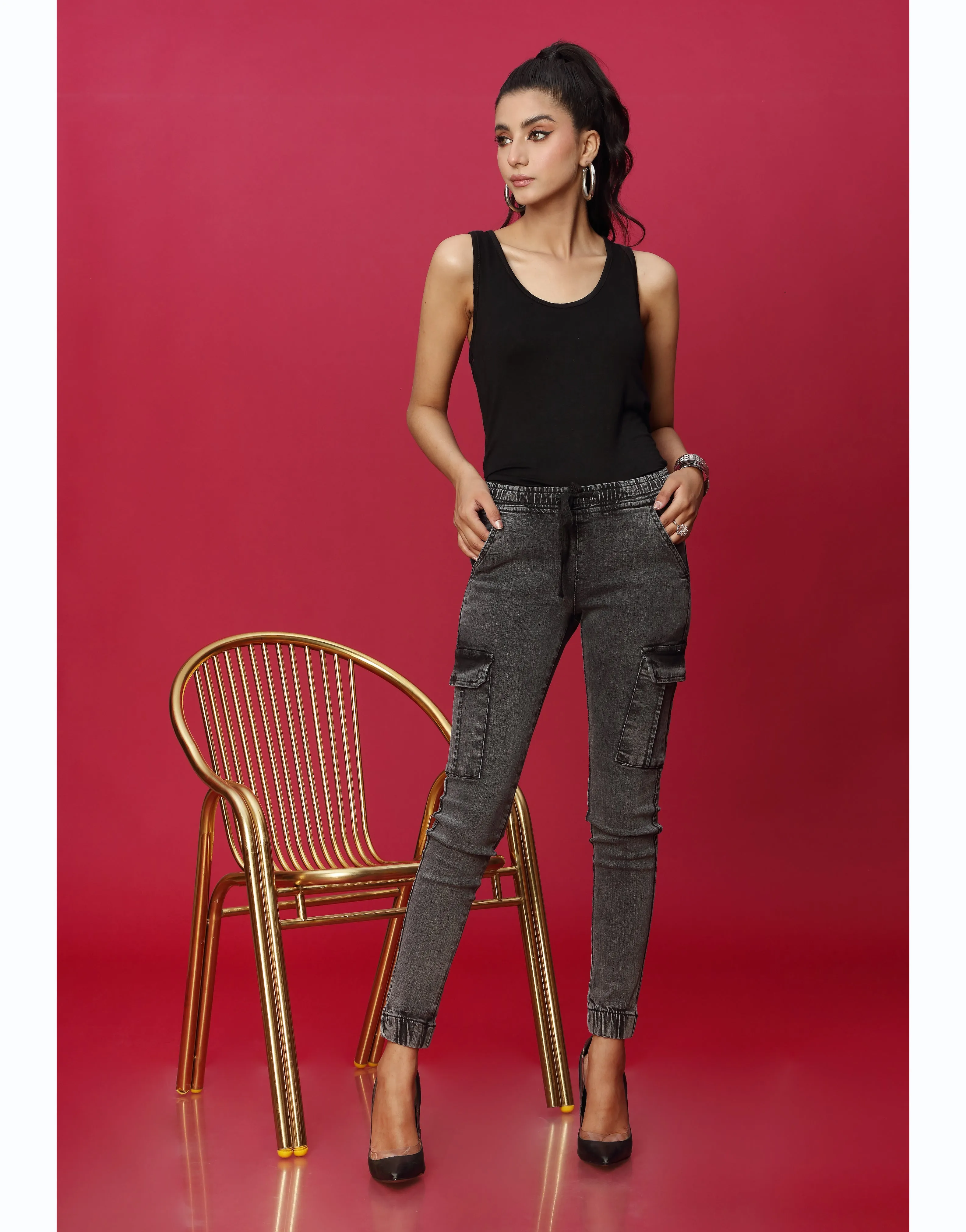 High Rise Skinny Jeans With Side Pockets in Charcoal Black