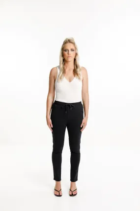 Home-Lee Daily Jeans - Jet Black