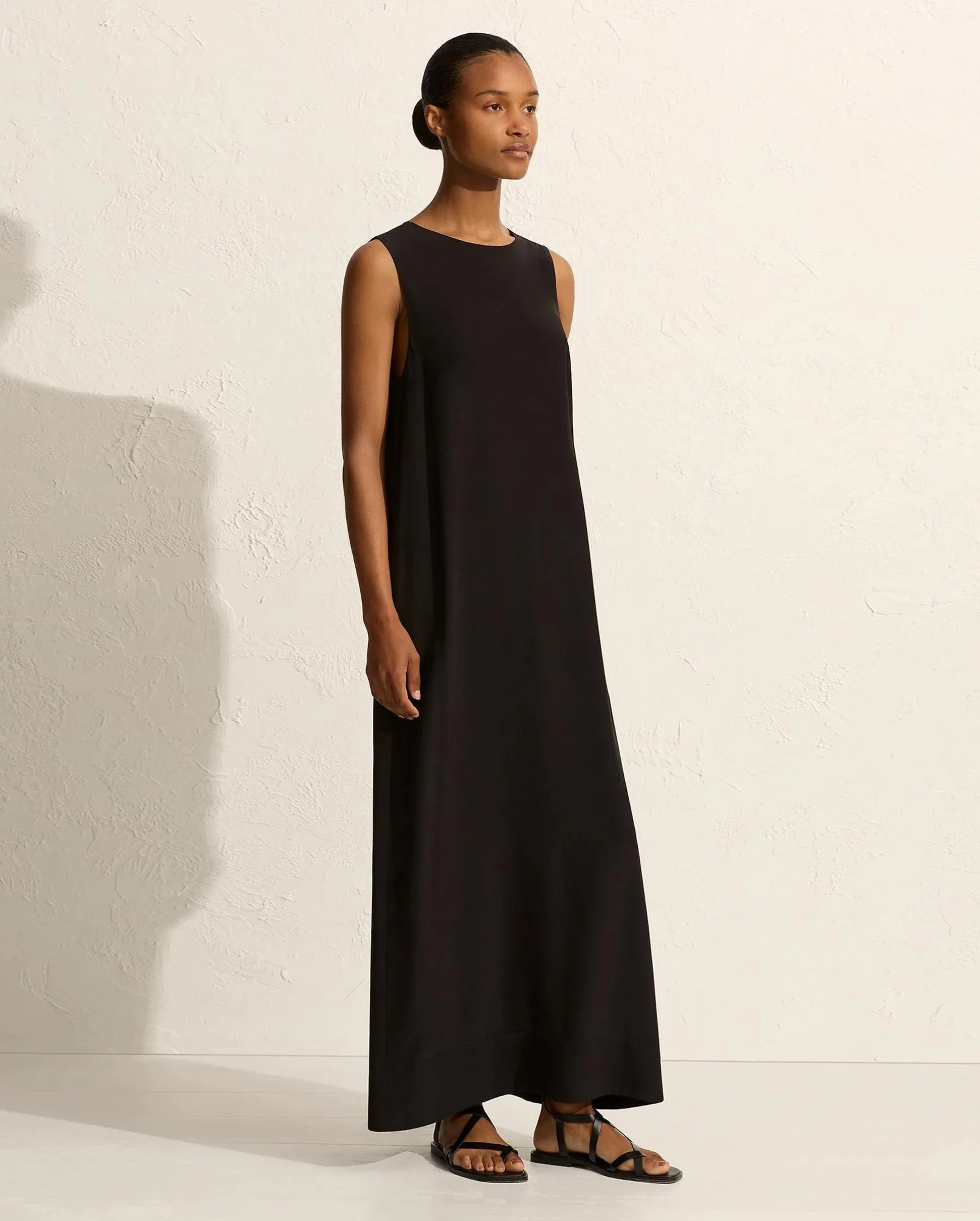 SHIFT MIDI DRESS / BLACK