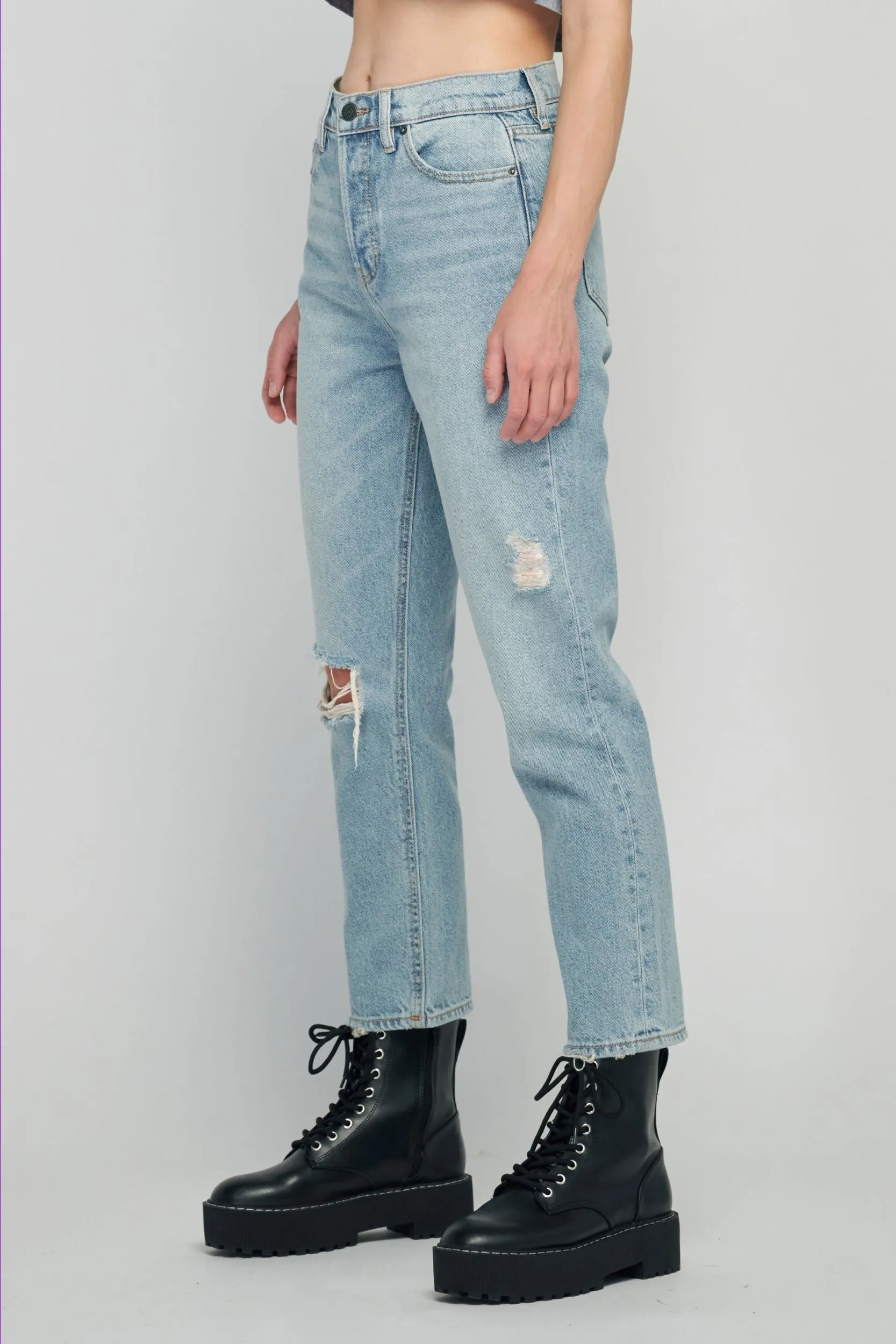 Hidden Distressed Straight Jean