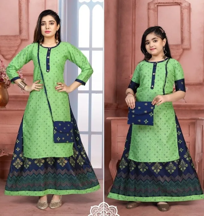 Like Mom Like Daughter Green Stylish Printed Rayon Kurti With Skirt