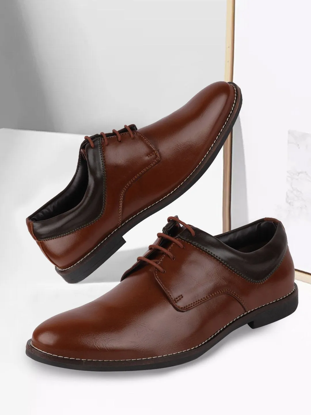 Men Tan Formal Lace-Up Oxford Shoes