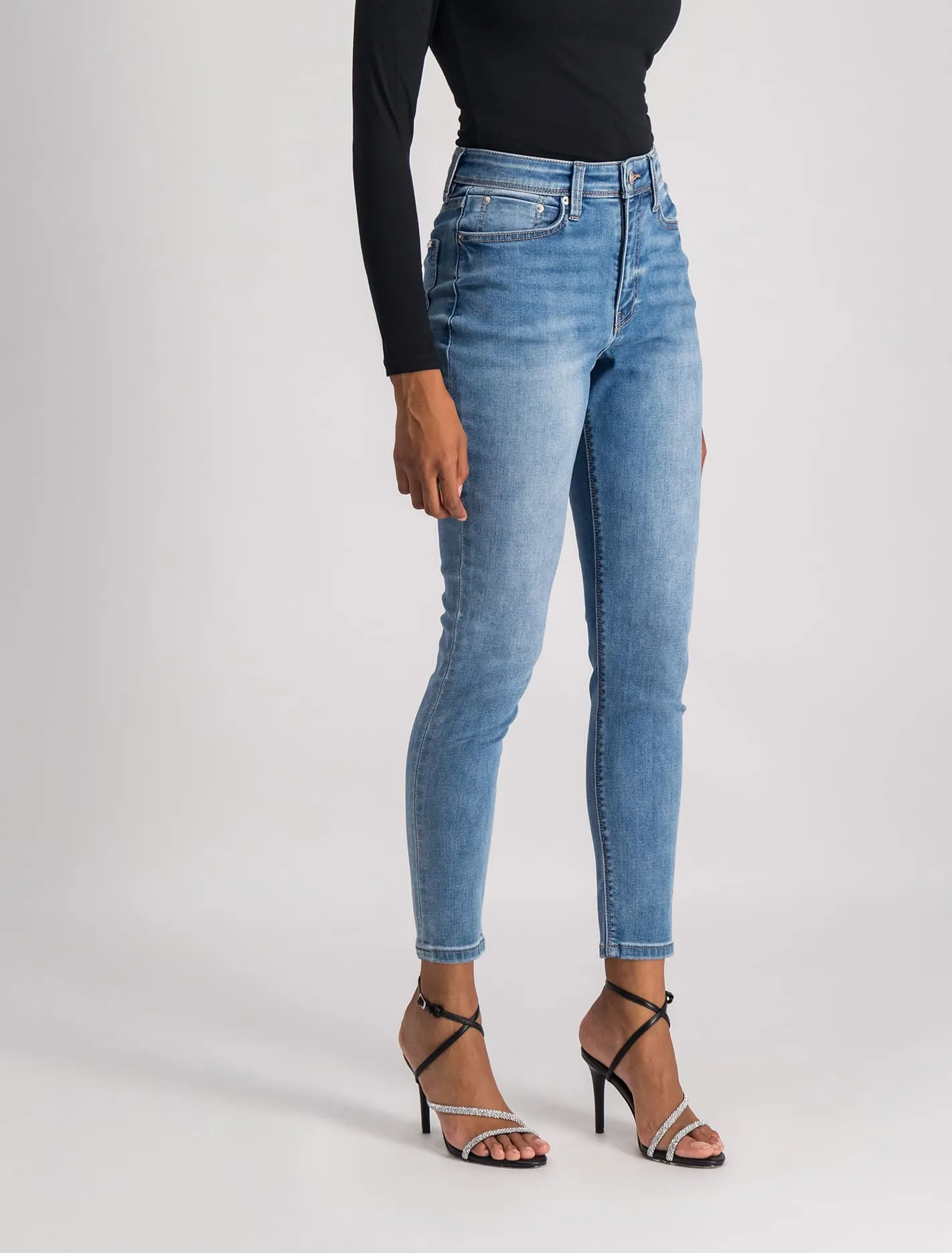 Nala Mid-Rise Skinny Jeans