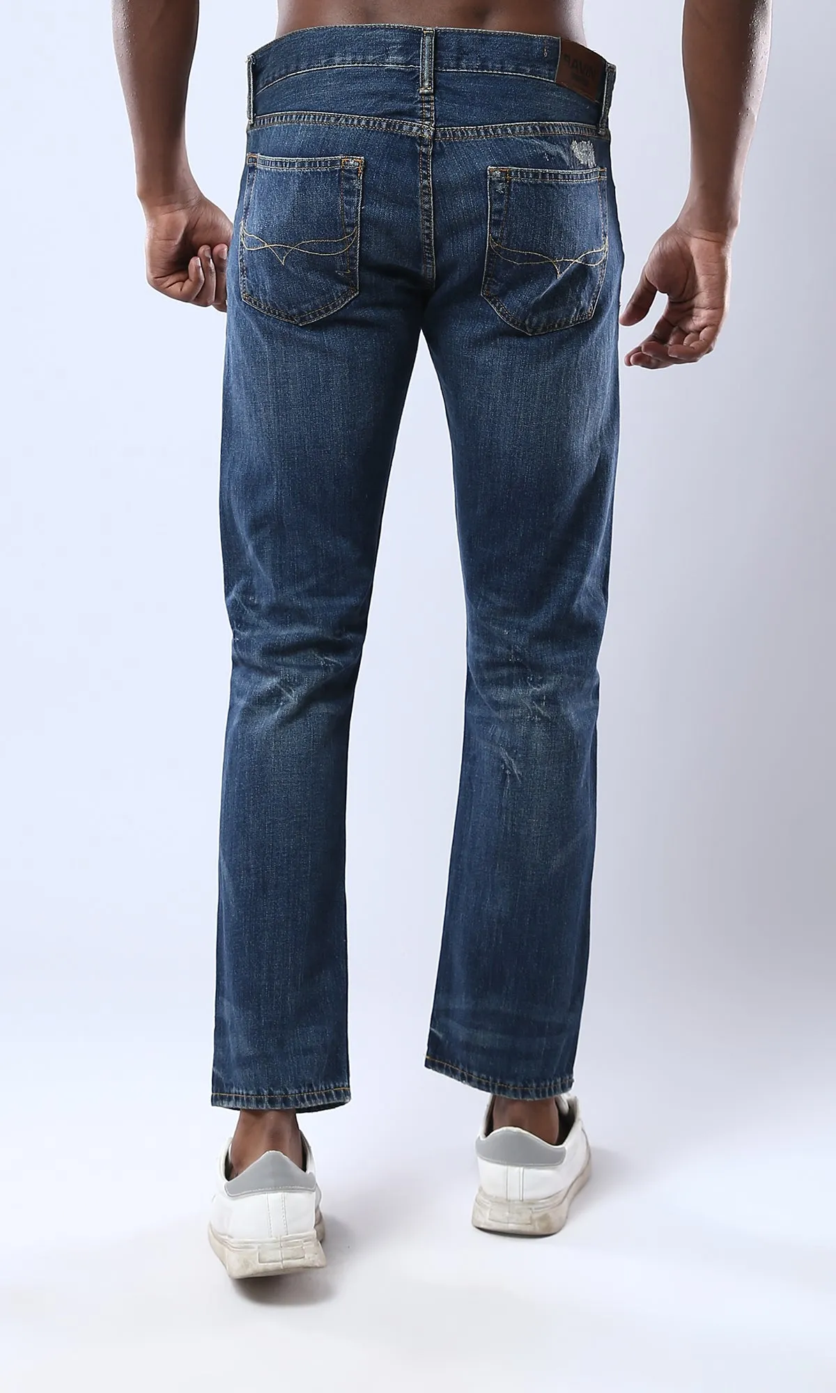 O178111 Standard Blue Regular Leg Jeans With Front Ripped