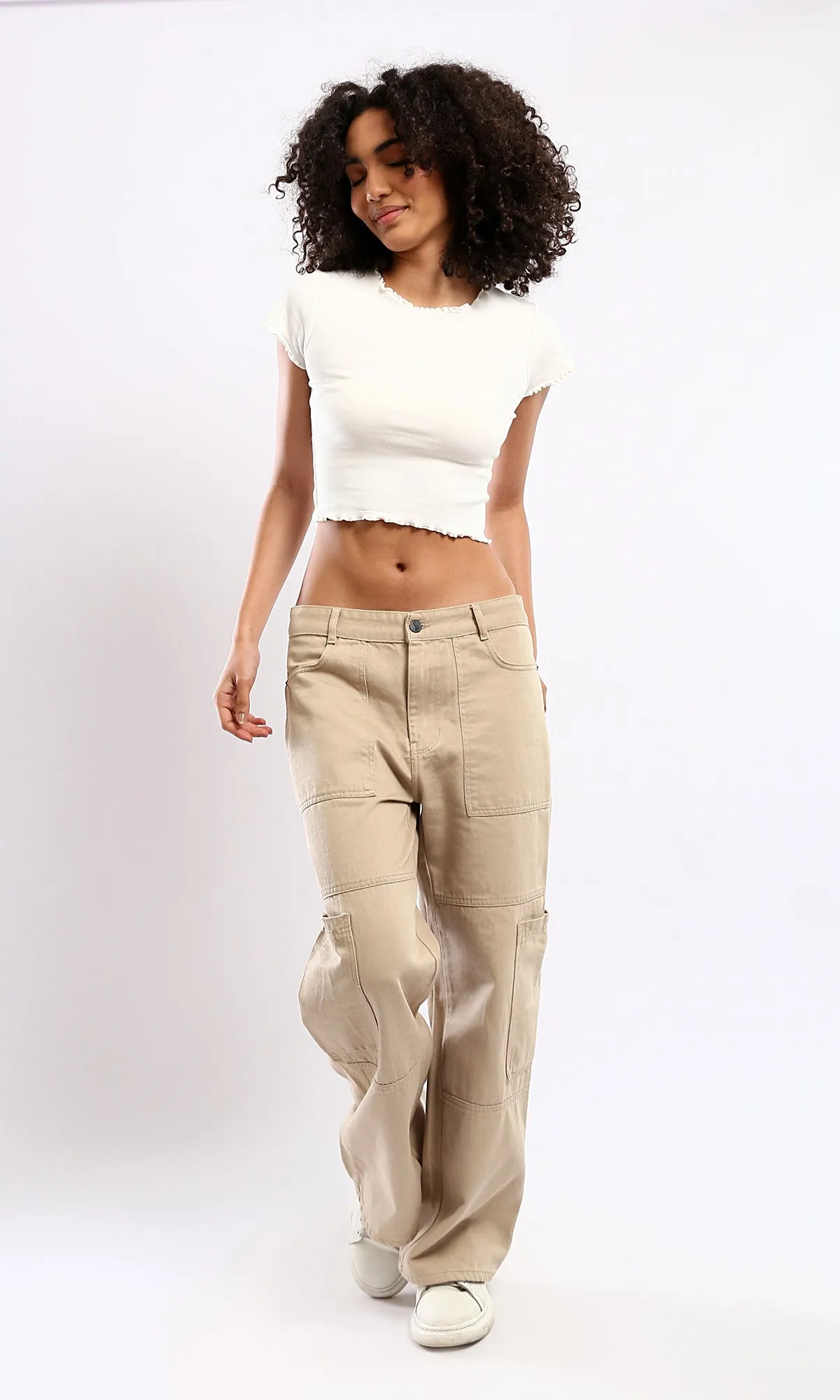 O181654 Lettuce Edge Off-White Feminine Cropped Top