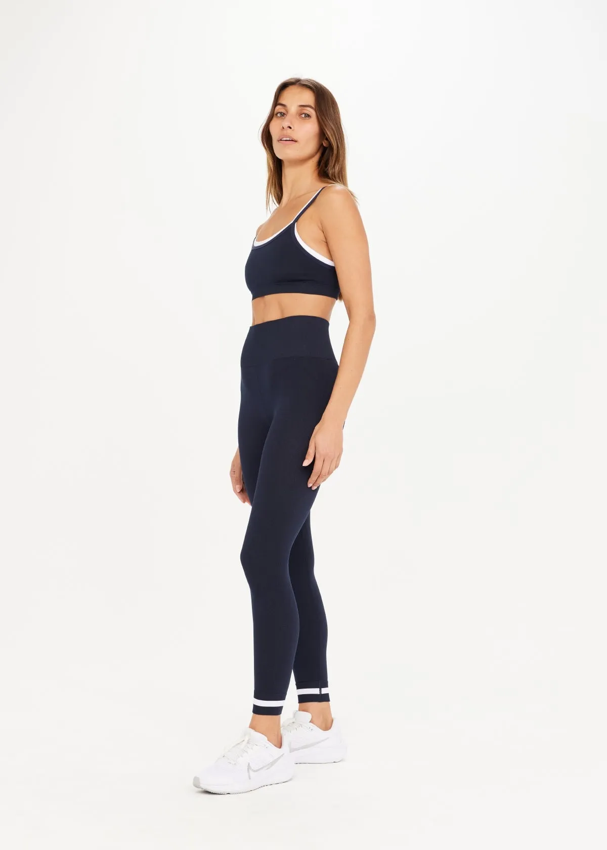 Form Seamless 25IN Midi Pant