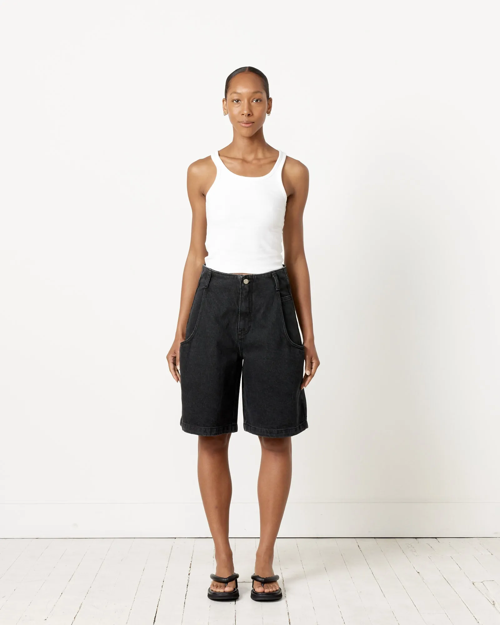 Cut-Out Pocket Denim Shorts in Black