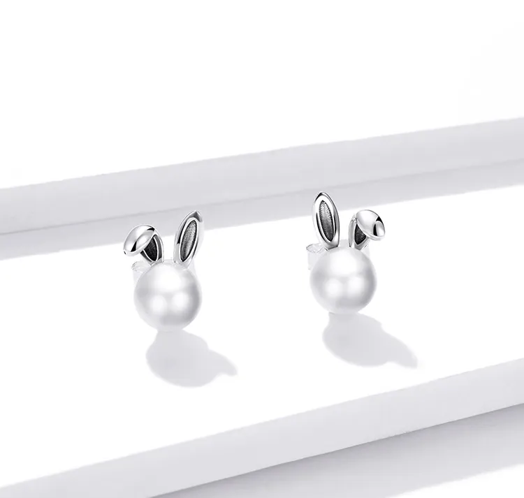 Cute Bunny Pearl Earrings