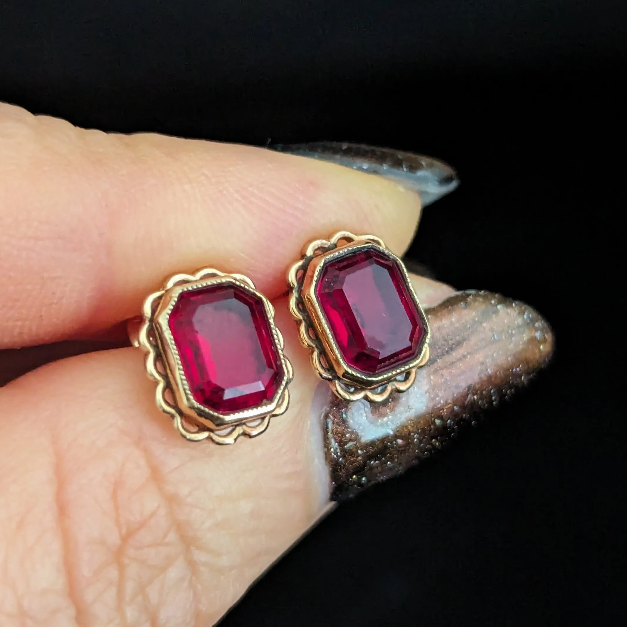 The Hollis - 1940s Red Paste 10k Yellow Gold Earrings