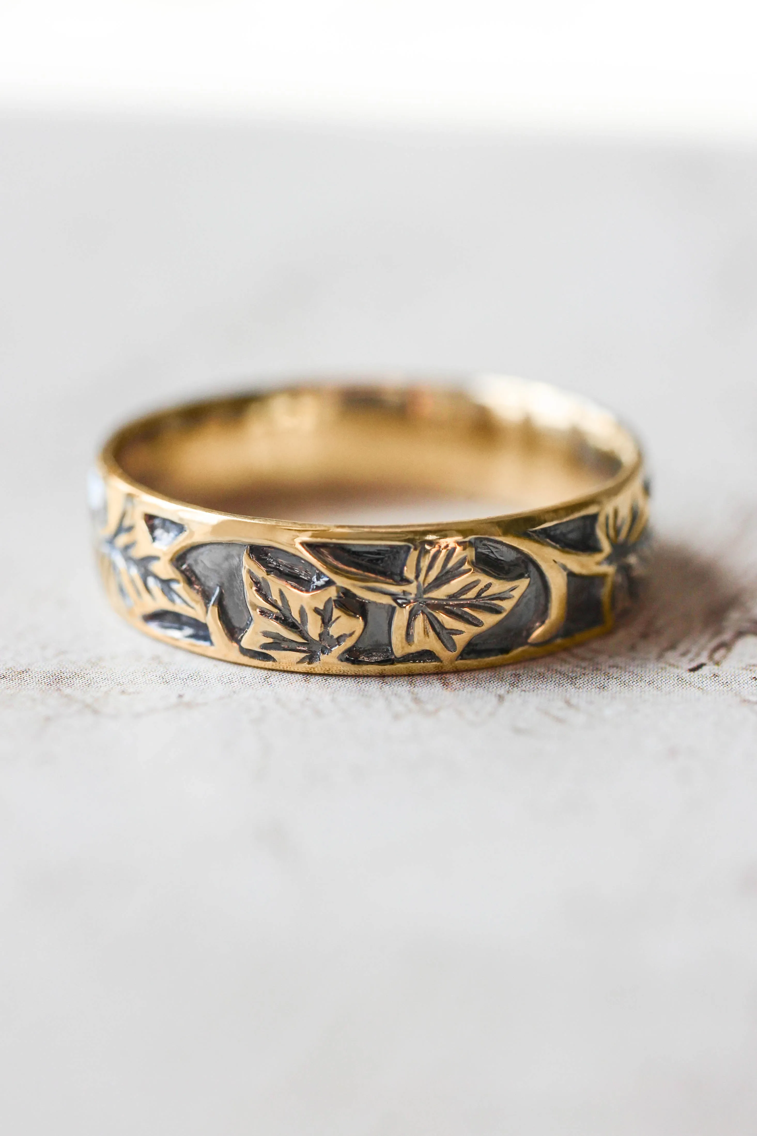 White gold ivy leaves pattern wedding band, men's wedding band with leaf motif